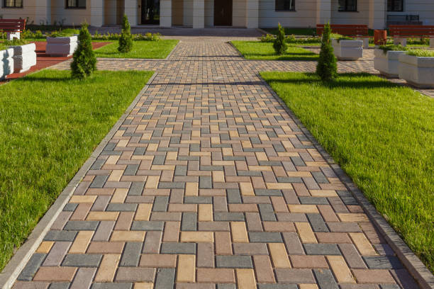 Best Commercial Driveway Pavers  in Lyons, IL